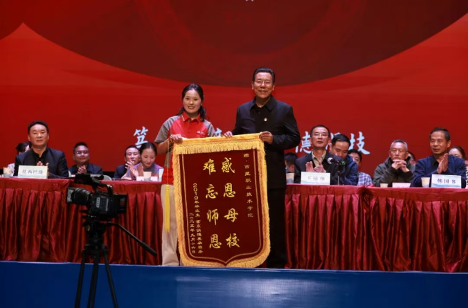 1758159512111082.png 1758159512111082.png